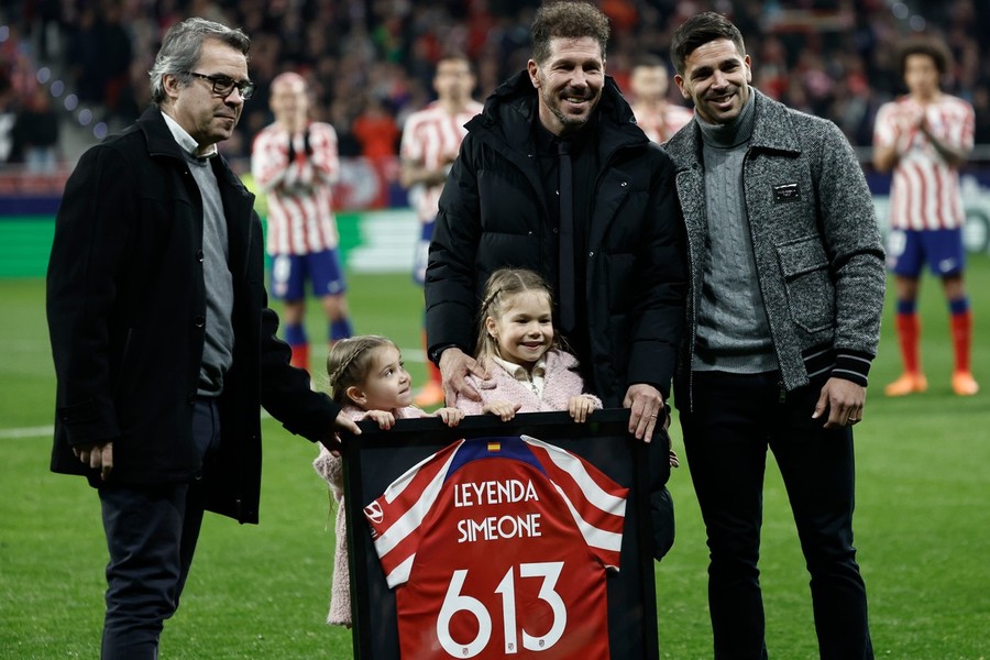 Atlético de Madrid agradece a Diego Simeone por 11 años